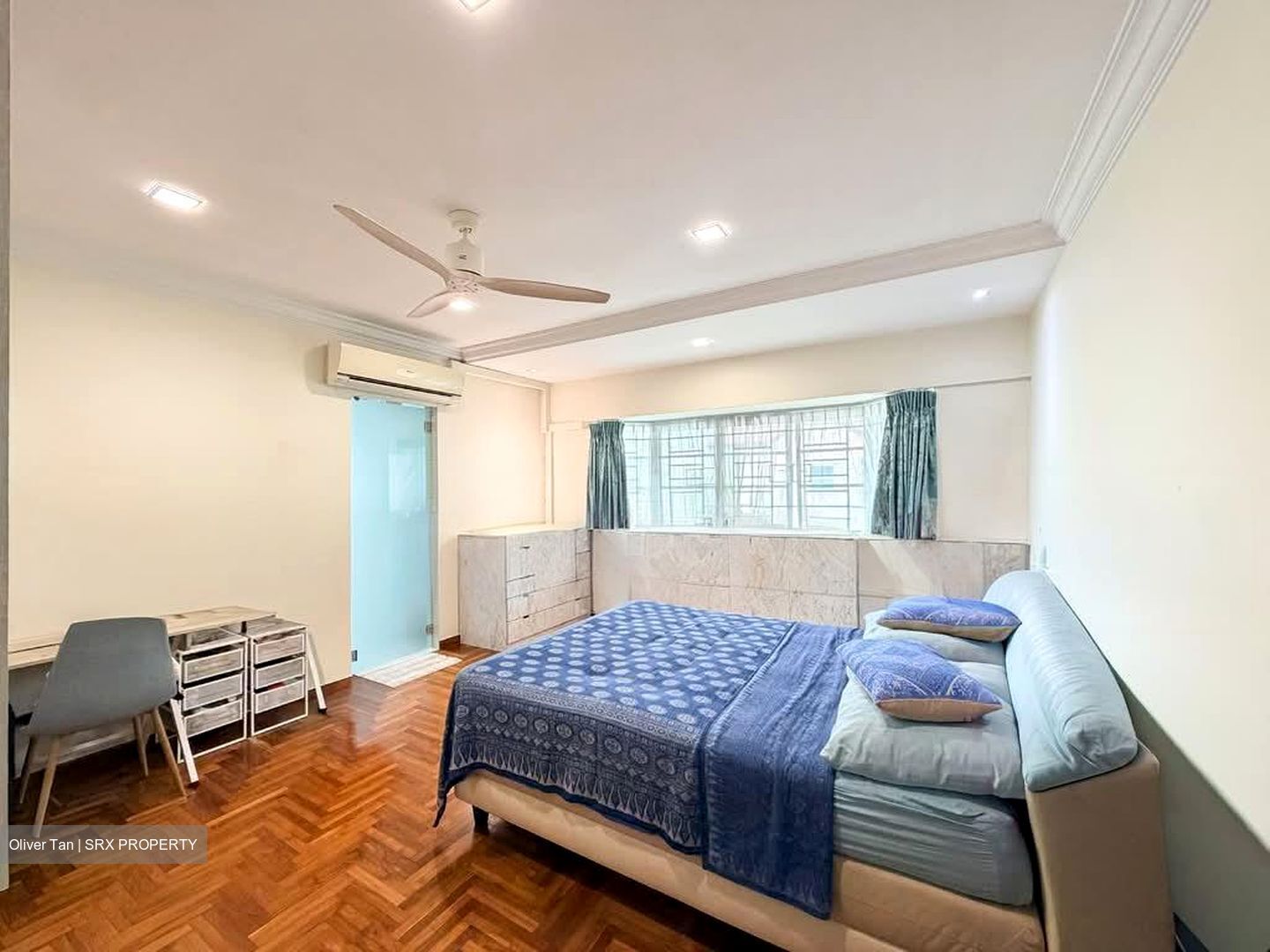 Pinewood Terrace (D25), Terrace #566730221